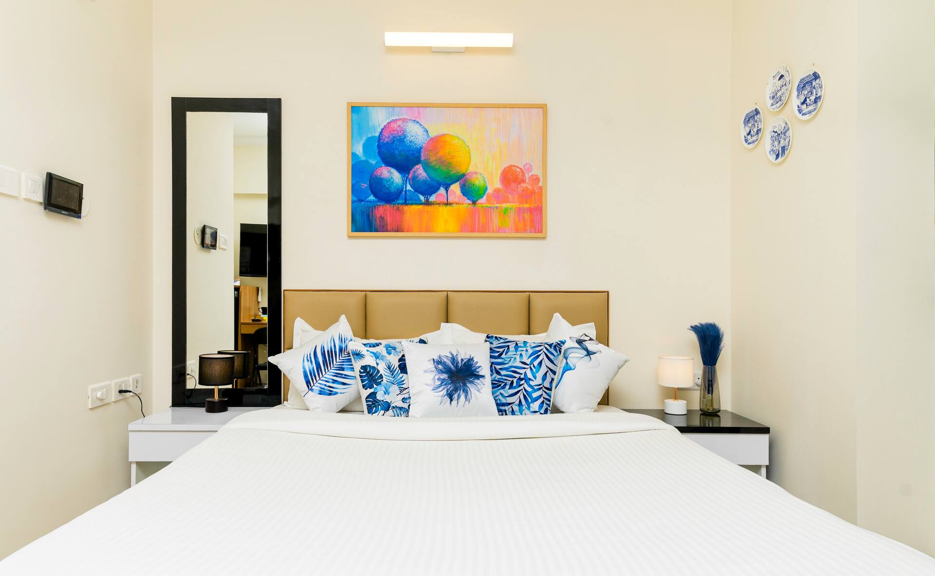 Breezy Studio at Baga beach with Resort Amenities