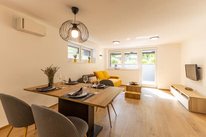 Apartmaji Klavdija » Iza | Terrance & Free Parking - Ljubljana