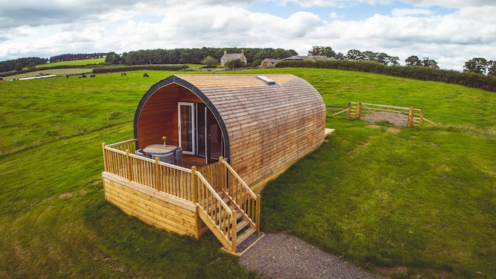 Honeymug - Dog-friendly, Northumberland Wilderness - Chipchase Castle