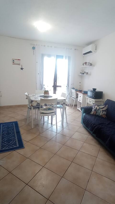 Top performing Airbnb: Two-room apartment Olbia Mare CIN IT090047C2000S1008 in Olbia