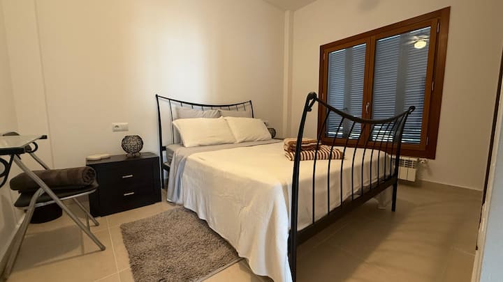 غرفة النوم 1