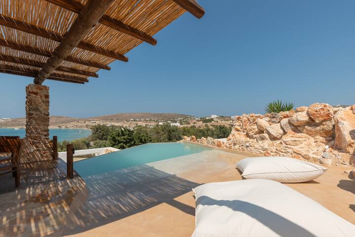 Krios Luxury Suites ~ Rame gallery image 2