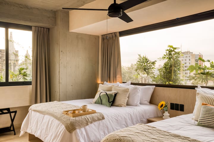 Caliza Roma | Deluxe Residence w/Balcony & SPA