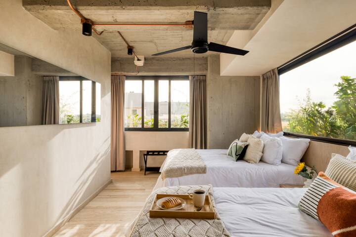 Caliza Roma | Deluxe Residence w/Balcony & SPA gallery image 4