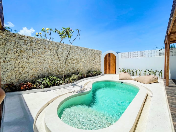 Kuta Mansion 1 - Best Deal In Town, Full Ac, Kuta - Lombok