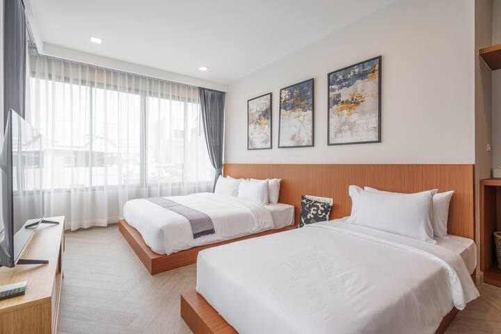 Penthouse for Family and Frds – 6 mins walk to BTS gallery image 5