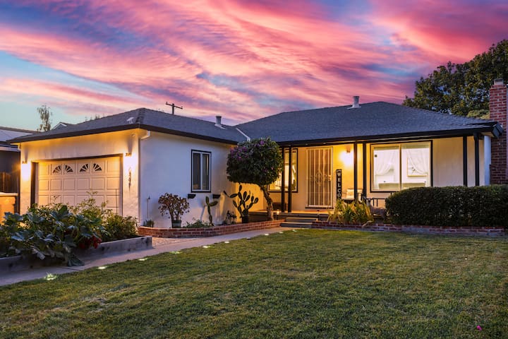 Entire Single-Family house w/ Fruitful Backyard