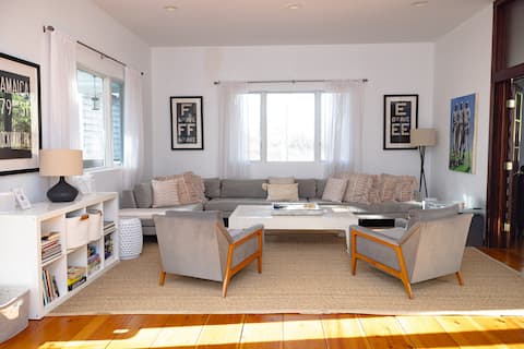 Popular Airbnb listing: Sag Hamptons Retreat - Heated Pool & Spacious Home in Bridgehampton