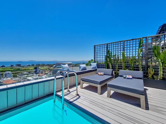 Great views, Private gym, Spa, Bar, Pool, Cellar gallery image 5