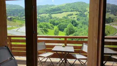 Top Airbnb: Valmorel - Ski-in ski-out - linen - breakfast à Les Avanchers Valmorel