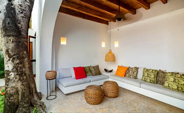 Famous Colonial Villa · Walled City · Private Pool - Cartagena