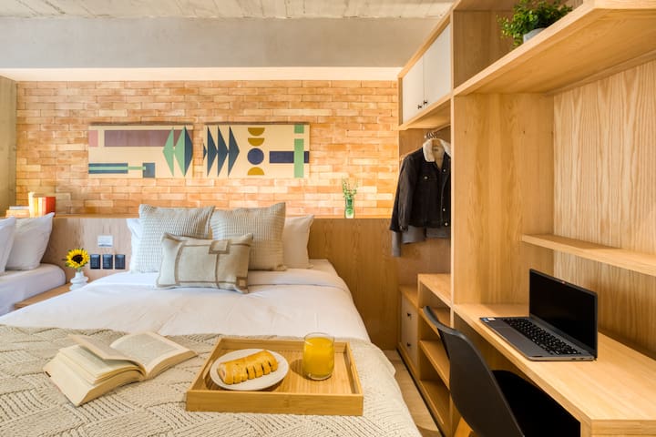 Caliza Roma | Tree-Top Deluxe Residence w/SPA gallery image 4