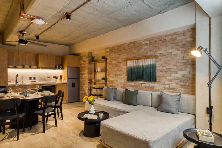 Caliza Roma | Tree-Top Deluxe Residence w/SPA gallery image 5