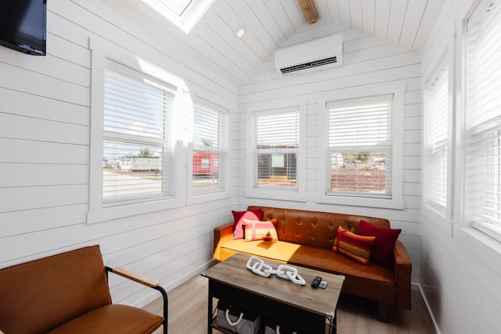 Zion Tiny House W/rooftop Deck & Private Hot Tub - Utah