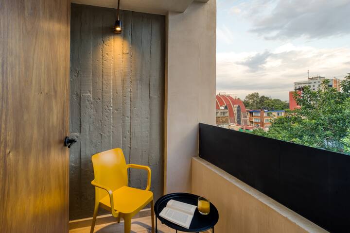 Caliza Roma | Premium Residence w/Balconies & SPA gallery image 4