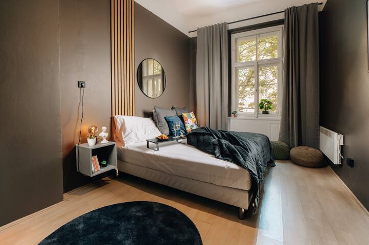 Cinema Apartment Pool Table & Foosball – Downtown gallery image 5