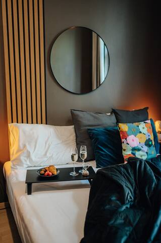 Cinema Apartment Pool Table & Foosball – Downtown gallery image 2