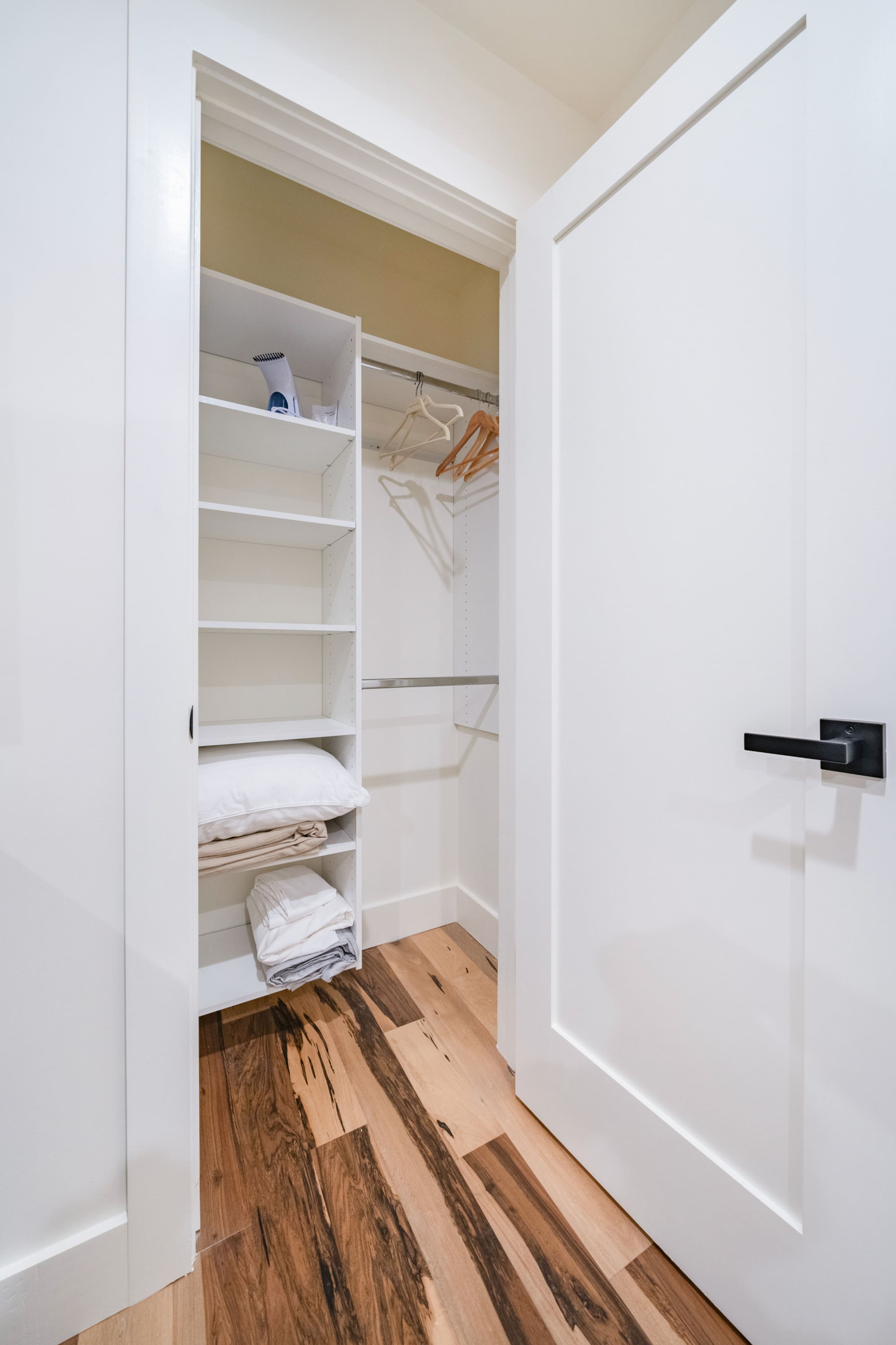 Brand-new, Cheery & Private Flat w/ Outdoor Patio - Image 18