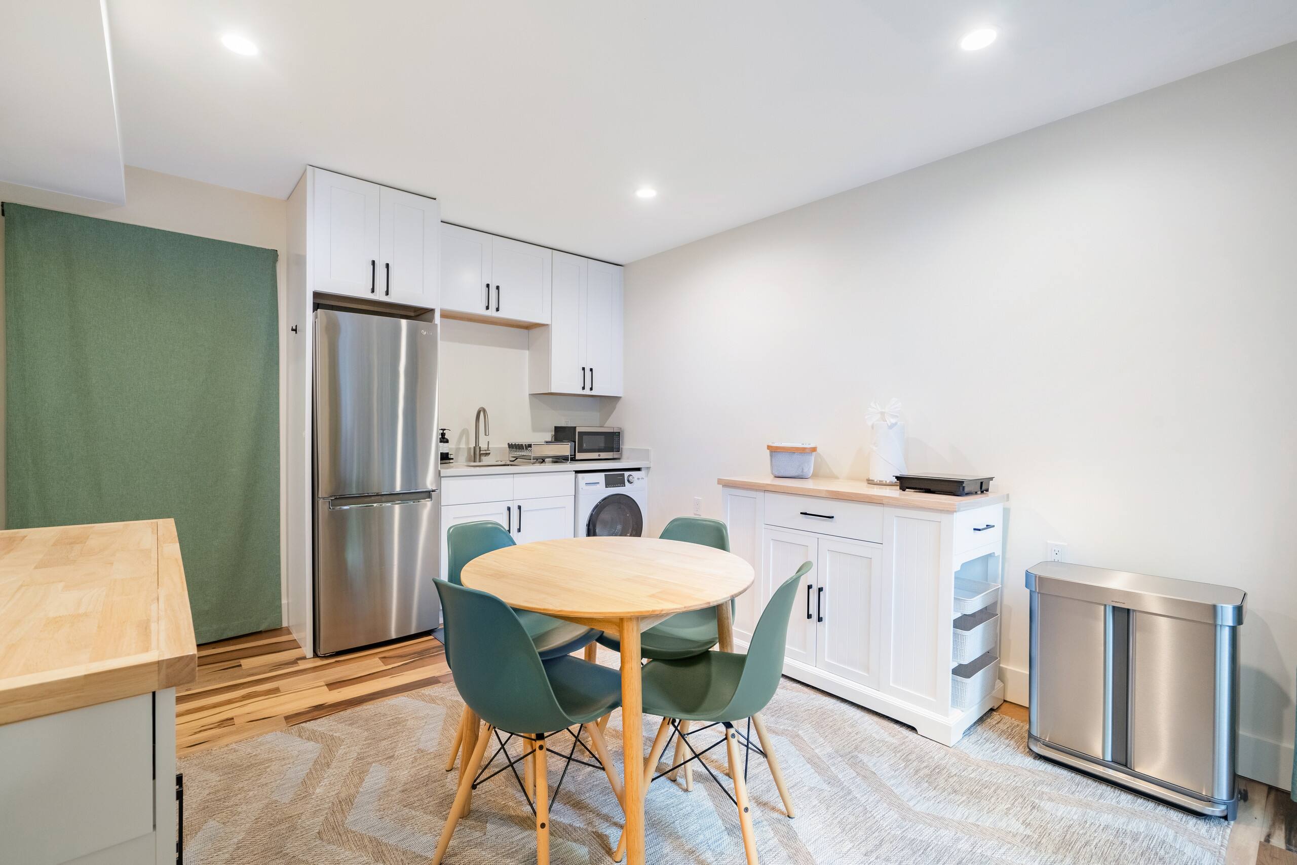 Brand-new, Cheery & Private Flat w/ Outdoor Patio - Image 8