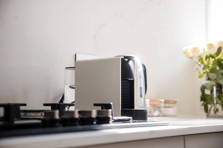 201 Cascades | 2-Bed Boutique Aparthotel gallery image 5