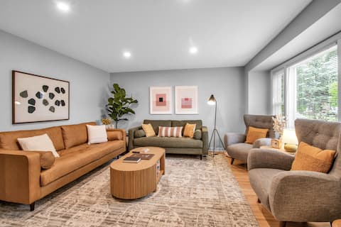 Popular Airbnb listing: Family Home, King Beds, EV Charger, WFH, AC in New York
