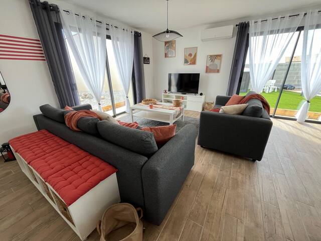 Magic Roofs managed Airbnb listing 2