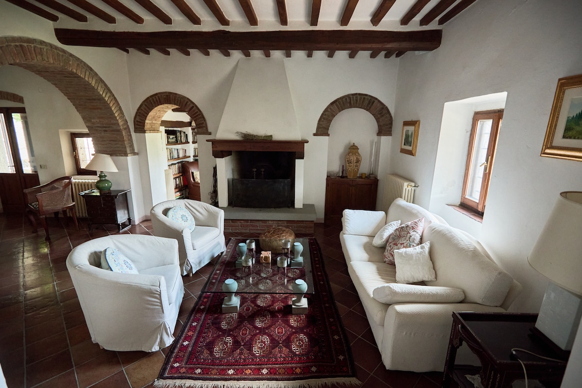 Top performing Airbnb: Casa Napoleone - Tuscan Villa w/ pool near Cortona in Castiglion Fiorentino