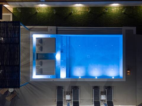 Xenia, Relaxing Pool Villa