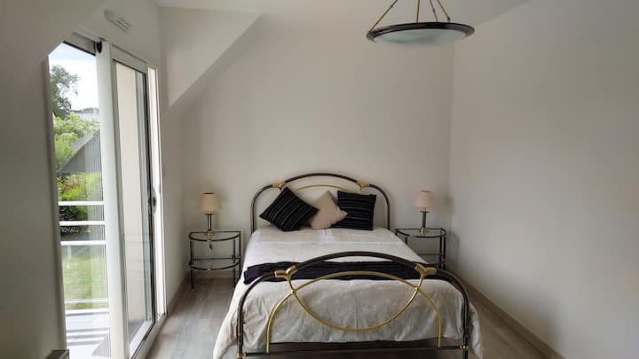 החדר הזה נפתח למרפסת