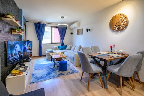 Top Center Retreat, Near AUBG Free Parking