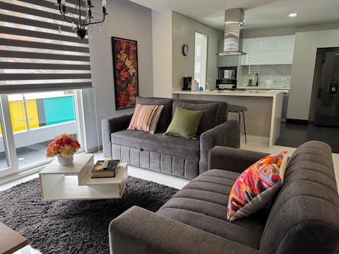 Airbnb con mejor rendimiento: Clinics Sta. Barbara ·New Apt· Fast Wifi · 10% off en Usaquén