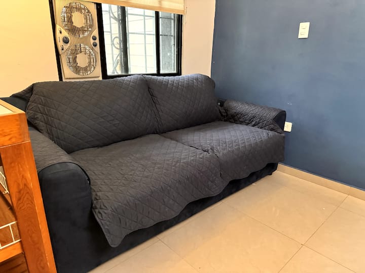 Sofa cama Queen, en la planta baja

Queen Sofa Bed, Downstairs
