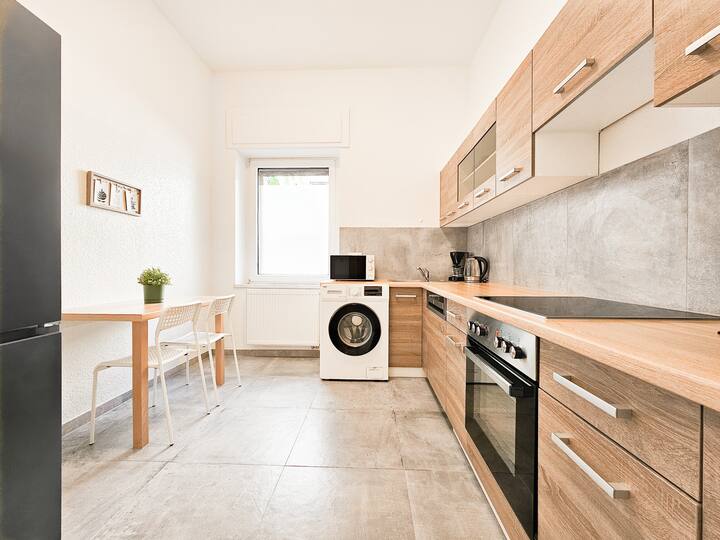 Raj Living - 2 Rooms - Terrace - 25 Min Messe Dus - Duisburg