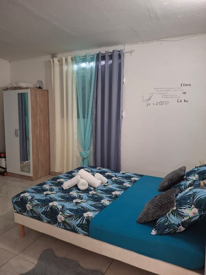 საძინებელი 1