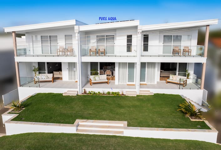 PURE AQUA Woolgoolga Beach Houses gallery image 2