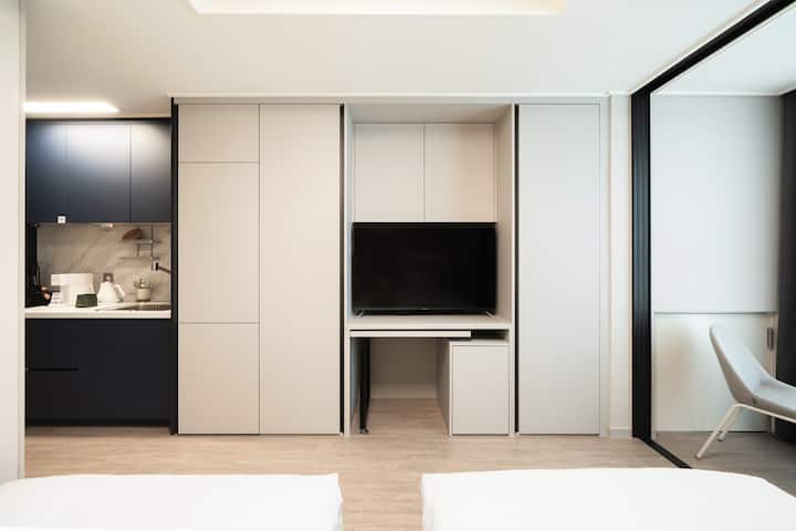 Simple Stay, Soft Night.#incheon #Twinroom #Coffee - Incheon