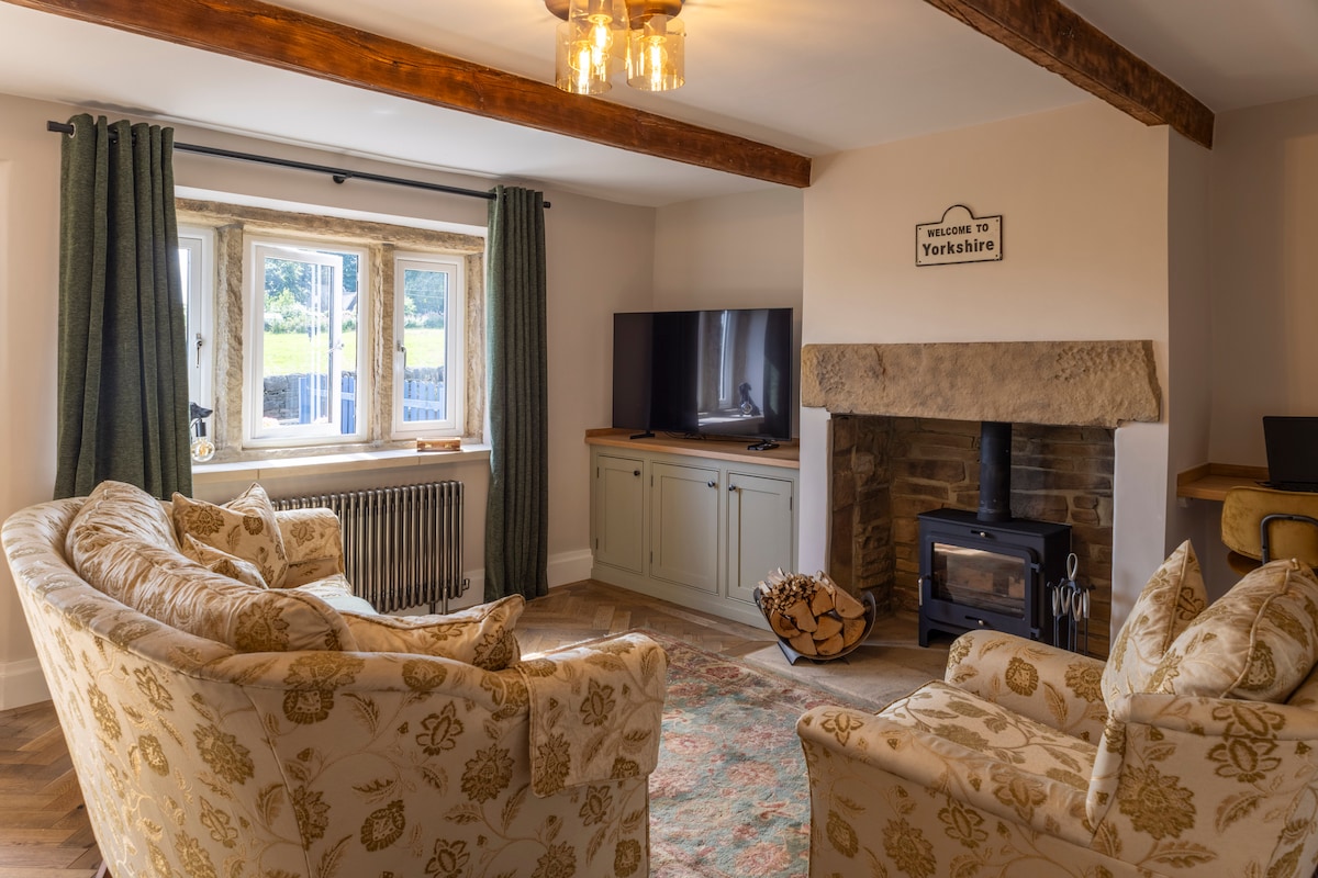 Top performing Airbnb: Rory Cottage Luxury Accommodation in West Yorkshire