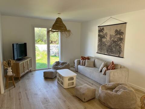 Successful Airbnb property: Riad Marin - Garden and close to the beach in Pornic
