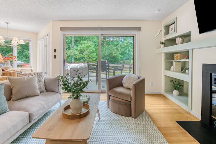 Living Room 3