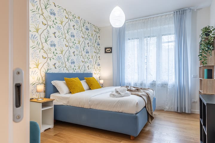 Elegant 2 Bedroom, 2 Bathrooms @City Life/MiCo/M1