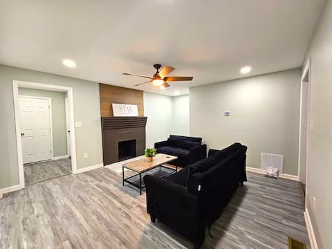 Successful Airbnb property: Private Cozy 3BR Unit with Patio Near Downtown ATL in Lakewood Heights
