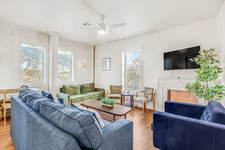 Spacious 4br Duplex · 5 Blks 2 Beach · Badges Incl - Belmar, NJ