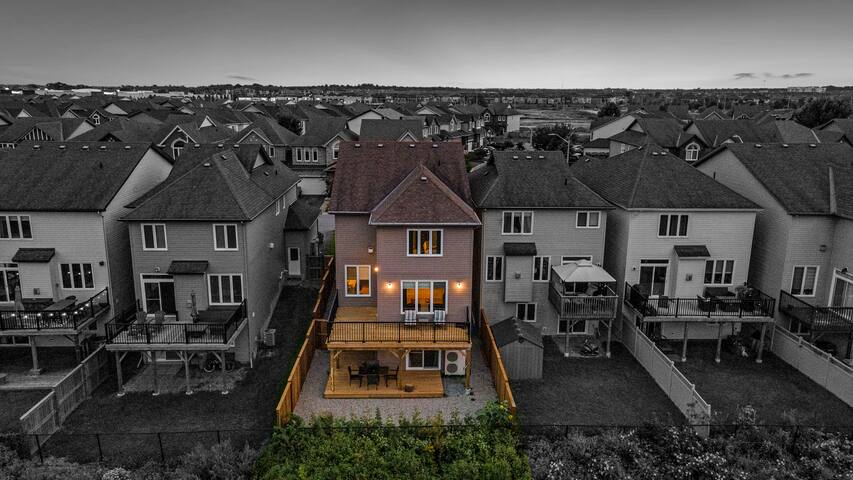 Game Room, Theatre, King Bed, Private Patio gallery image 5