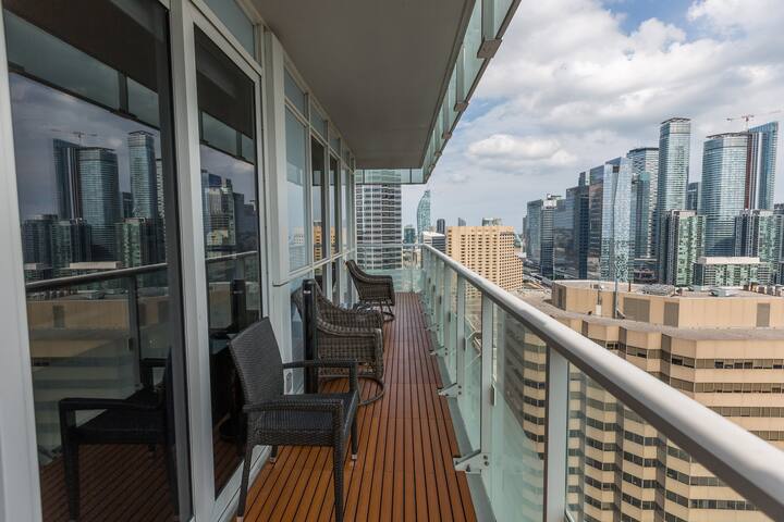 Royal Ritz Condo gallery image 2