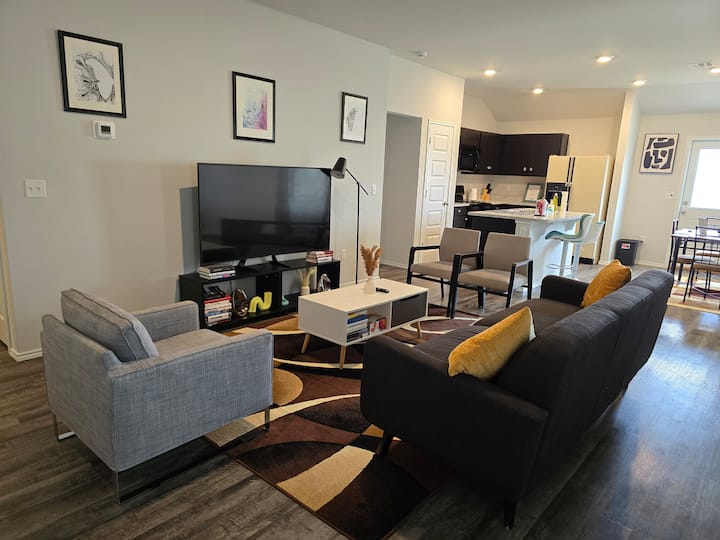 3-bedroom By Okc Attractions-great Neighborhood - Bethany, OK