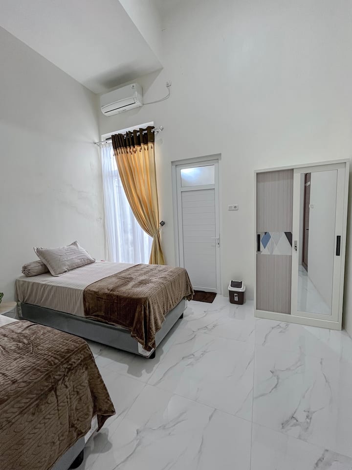 غرفة النوم 2