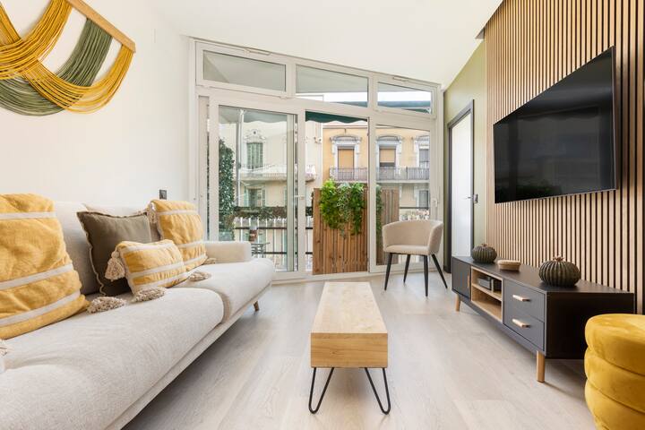 NEW Cozy Familiar apartment in the center gallery image 2