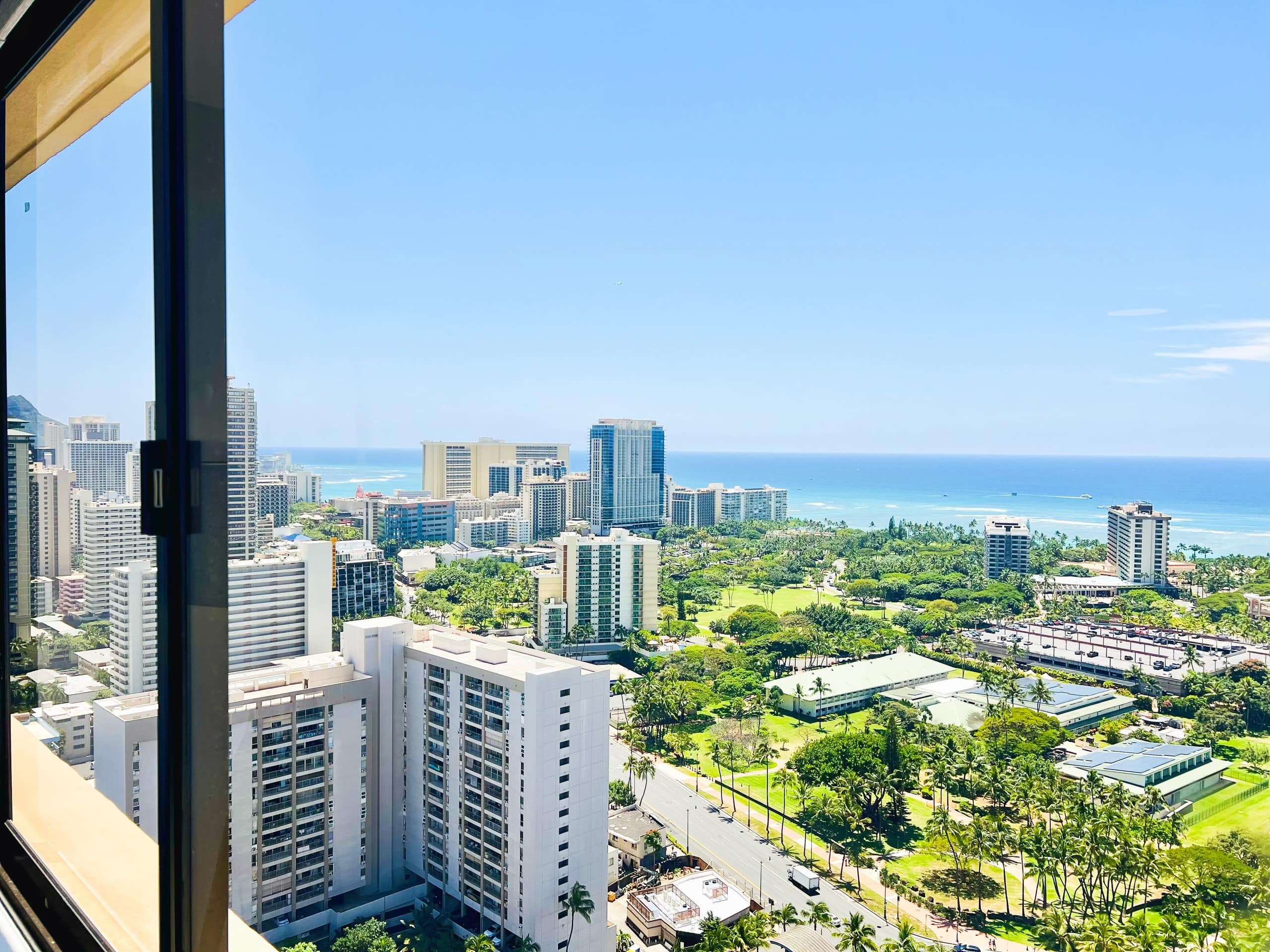 Waikiki Ocean Diamondhead : 37F Corner Panorama - Image 28