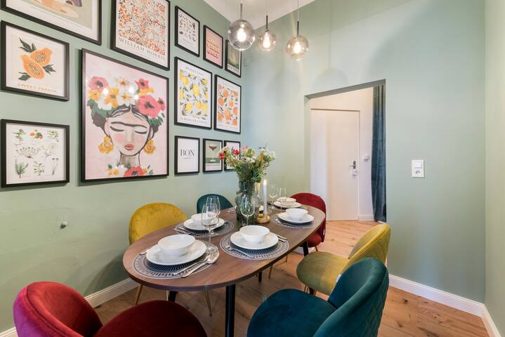 Luxurious & Spacious 3 Bedroom Ap. gallery image 5