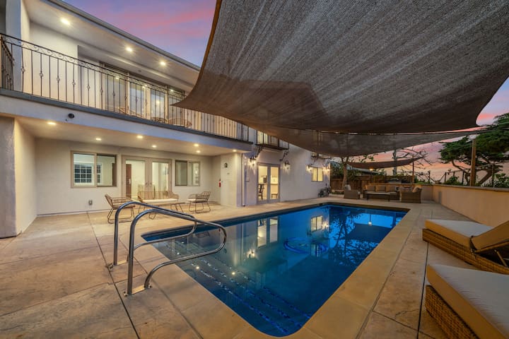 Private 7BR Hollywood Retreat Pool Jacuzzi Views gallery image 3